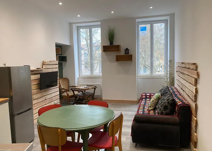 Chez Melissa 1 아파트 미요